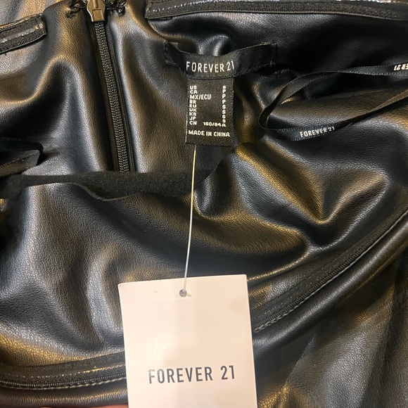 NWT forever 21 Faux leather tube midi dress - Picture 5 of 7